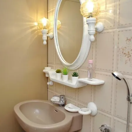 Grandma's Elegant In Naxos Town Lägenhet Naxos City