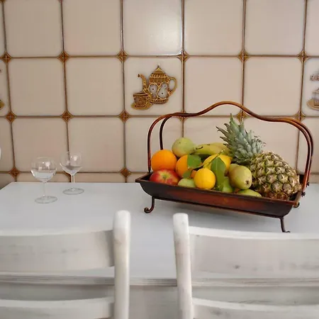 Апартаменты Grandma's Elegant In Naxos Town Naxos City