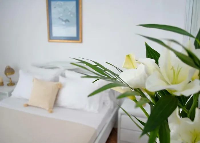 Grandma's Elegant In Naxos Town *