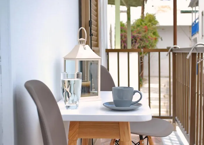 Grandma's Elegant In Naxos Town Apartamento